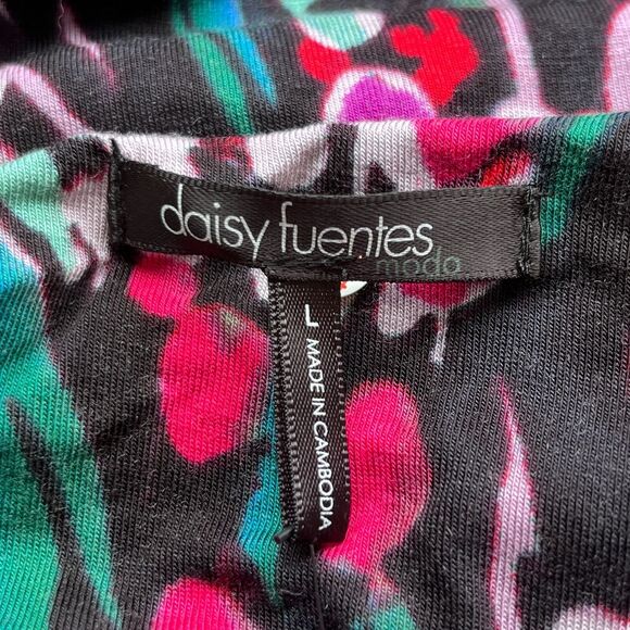 NEW Daisy Fuentes Top Large Floral Print Sleeveless Drop Waist Peplum Stretch - Picture 5 of 9